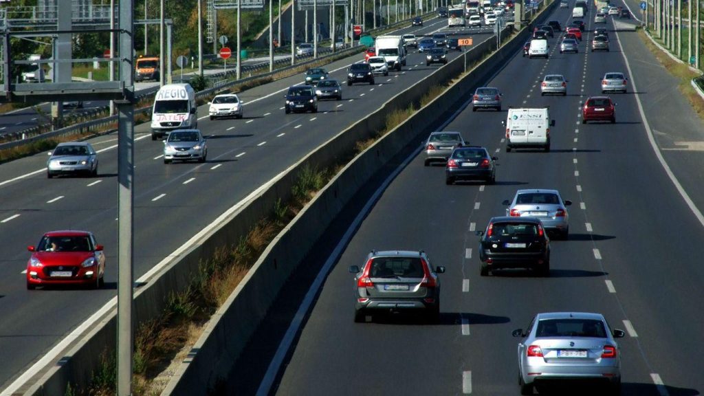 Mindenszentekre megszűnnek az útlezárások az M7-es és az M0-s autópályán